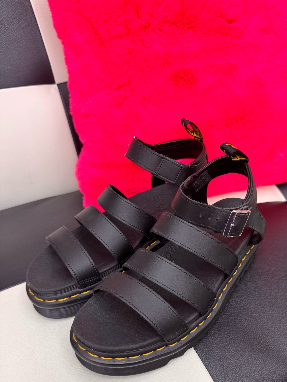 Dr. Martens Blair sandals Women’s 10/10.5
